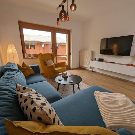 דובריאך Angerpartments-Sonnige Grosse Wohnung Mit Balkon Und Kostenlosen Parkplatz מראה חיצוני תמונה