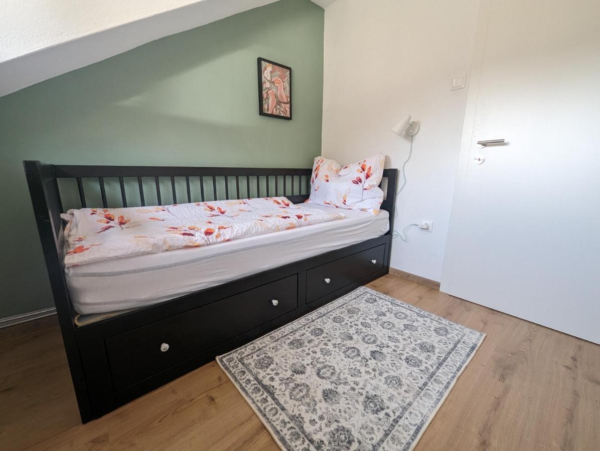 דובריאך Angerpartments-Sonnige Grosse Wohnung Mit Balkon Und Kostenlosen Parkplatz מראה חיצוני תמונה